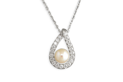 Freshwater Pearl Teardrop Necklace