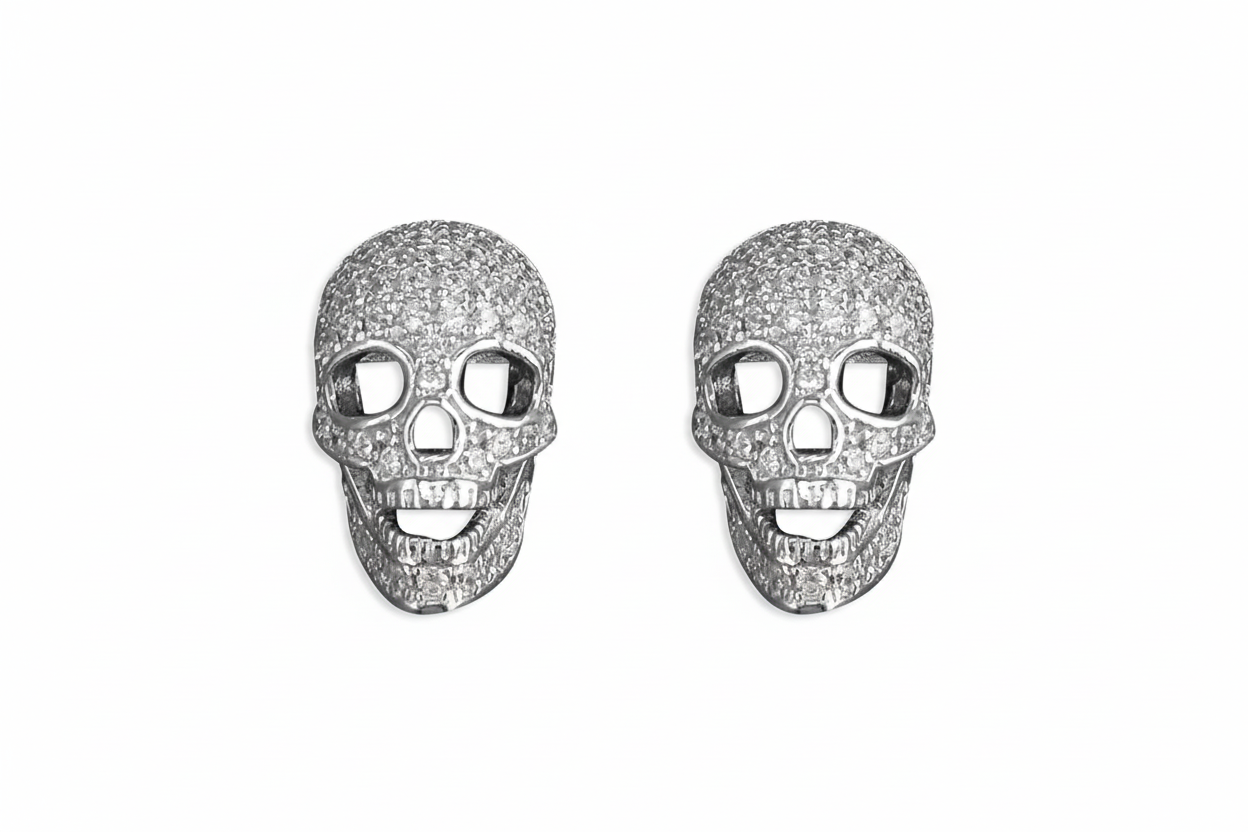 Diamond skull earrings 3:2