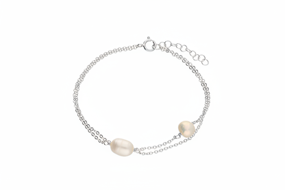 Pearl Bracelet 3:2 Zoomed Out